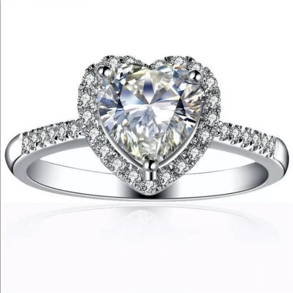 White Gold Heart Diamond Ring 9 - Picture 3 of 6